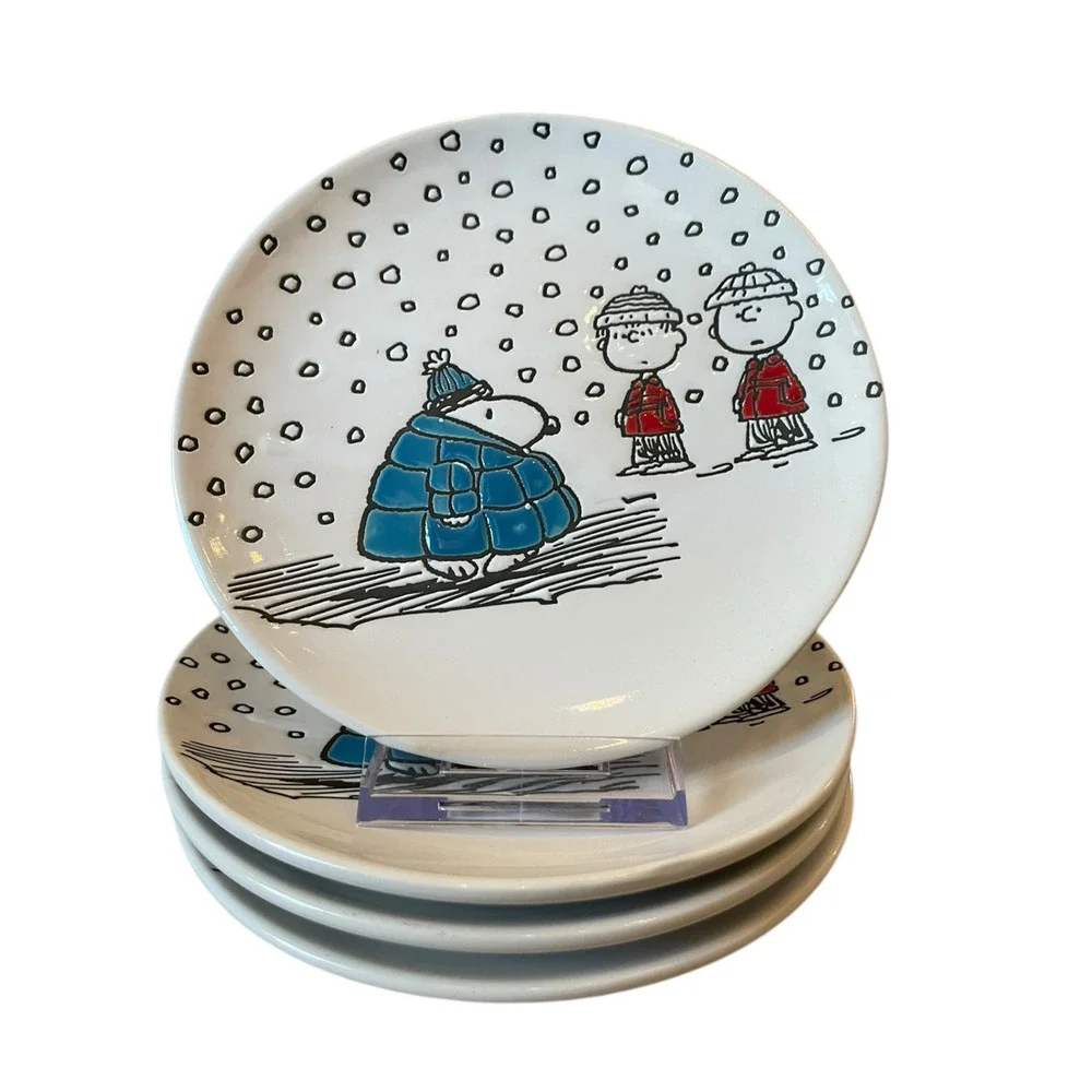 Peanuts Snoopy in Puffer Jacket Snow Appetizer Plates 6in Set of 4 Ceramic NEW